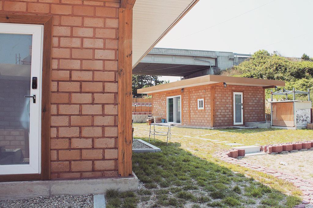 Tobang Red Clay Pension P'ohang Exterior foto